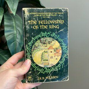 Vintage 1977 Paperback Novel The Lord Of The Rings: Fellowship J. R. R. Tolkien